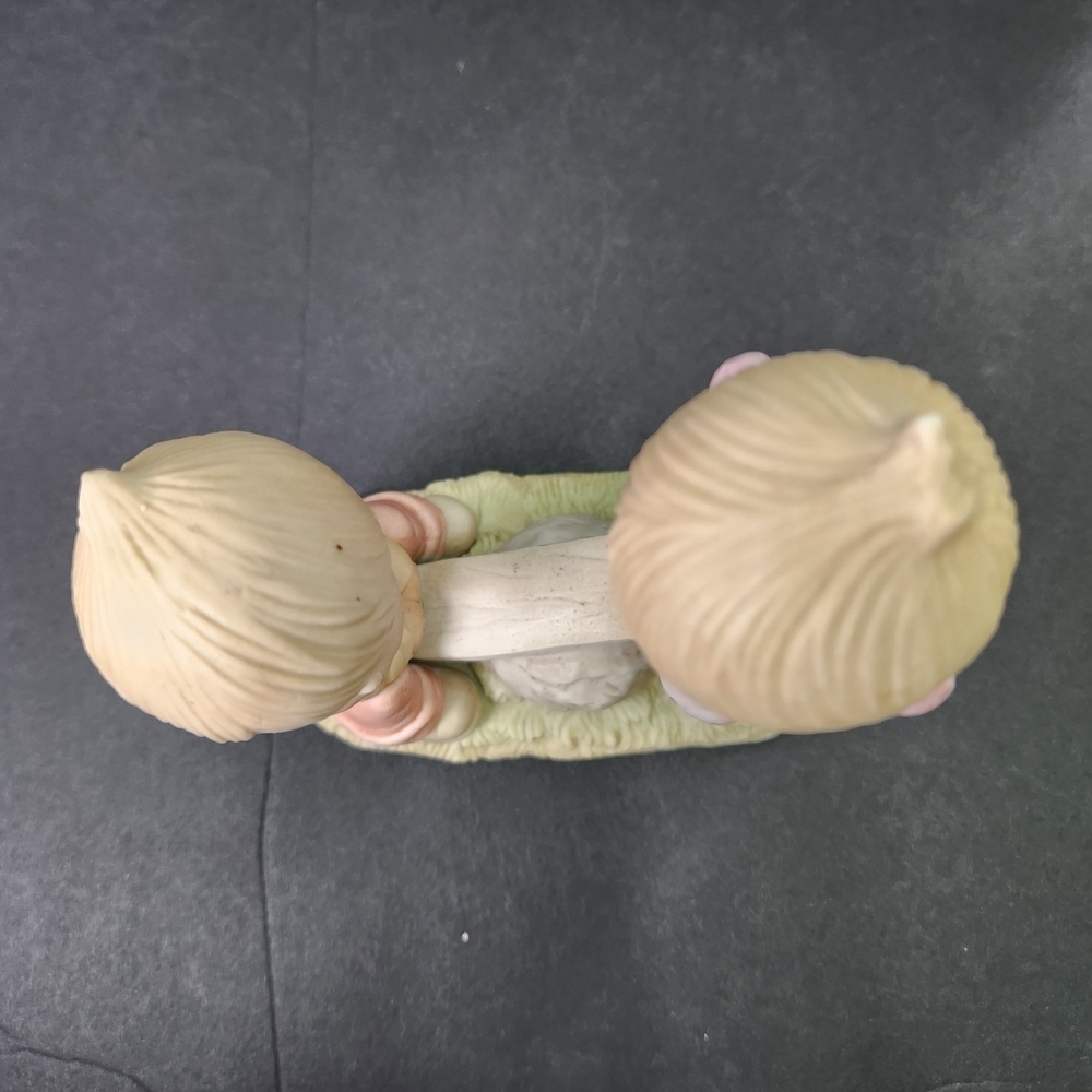 1977 Precious Moments "Love Lifted Me" Figurine with Pink Accents - Picture 5 of 6